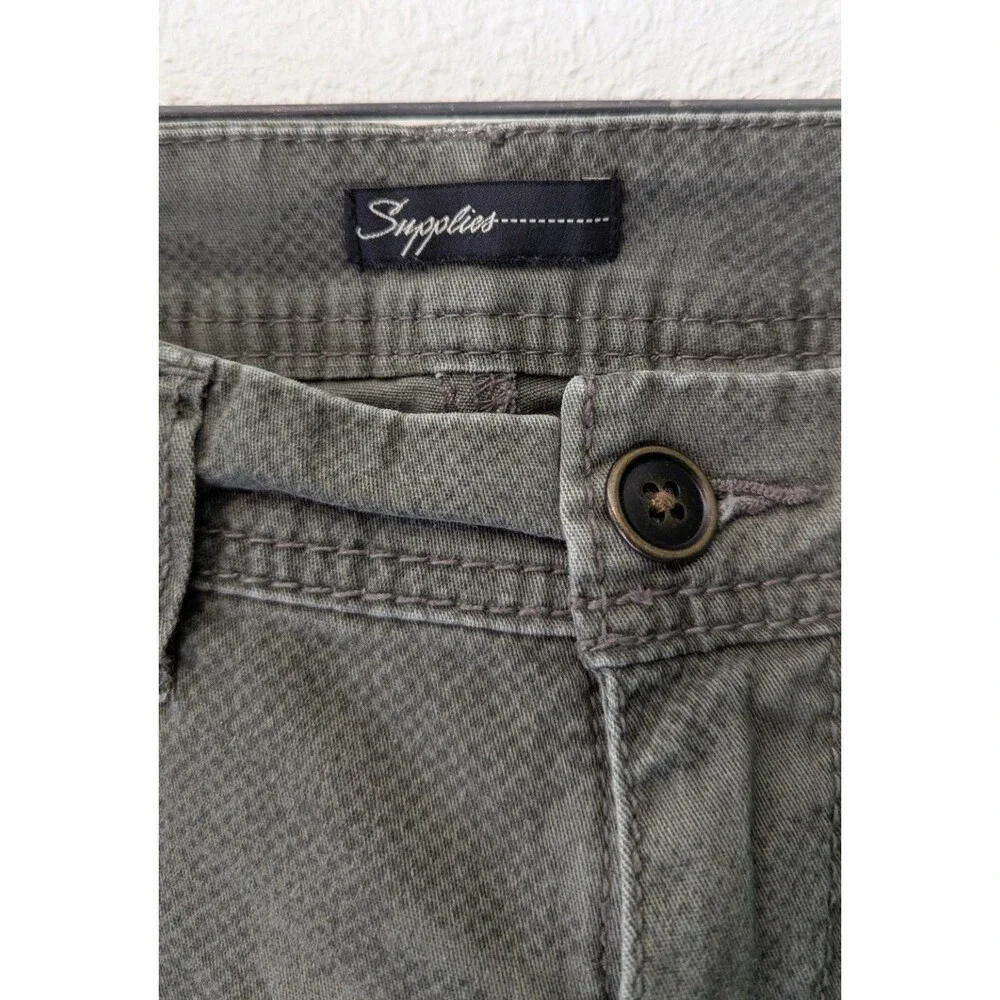 Supplies Women's Mid Rise Camo Cargo Pants Slim Stretch Size 4 (26x24) (217)